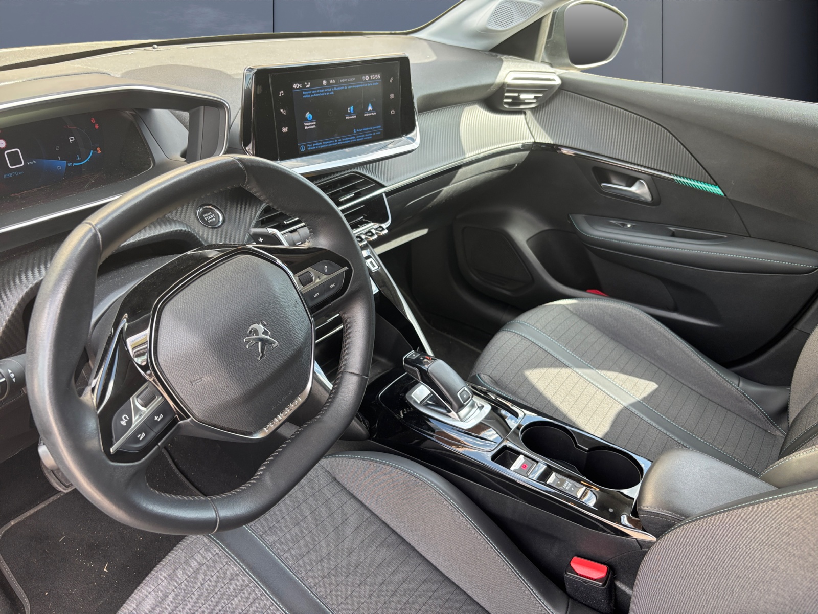 Peugeot 208 8