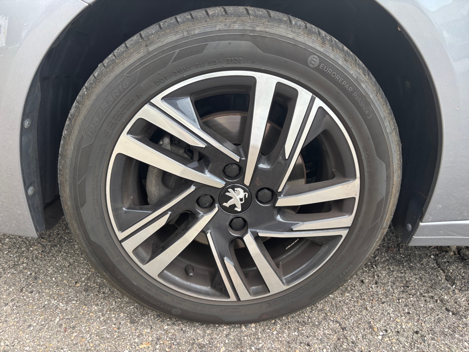 Peugeot 208 34