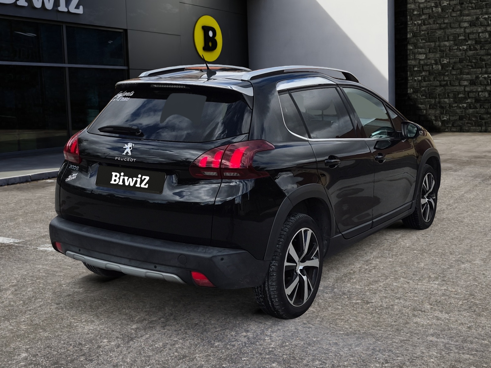Peugeot 2008 4