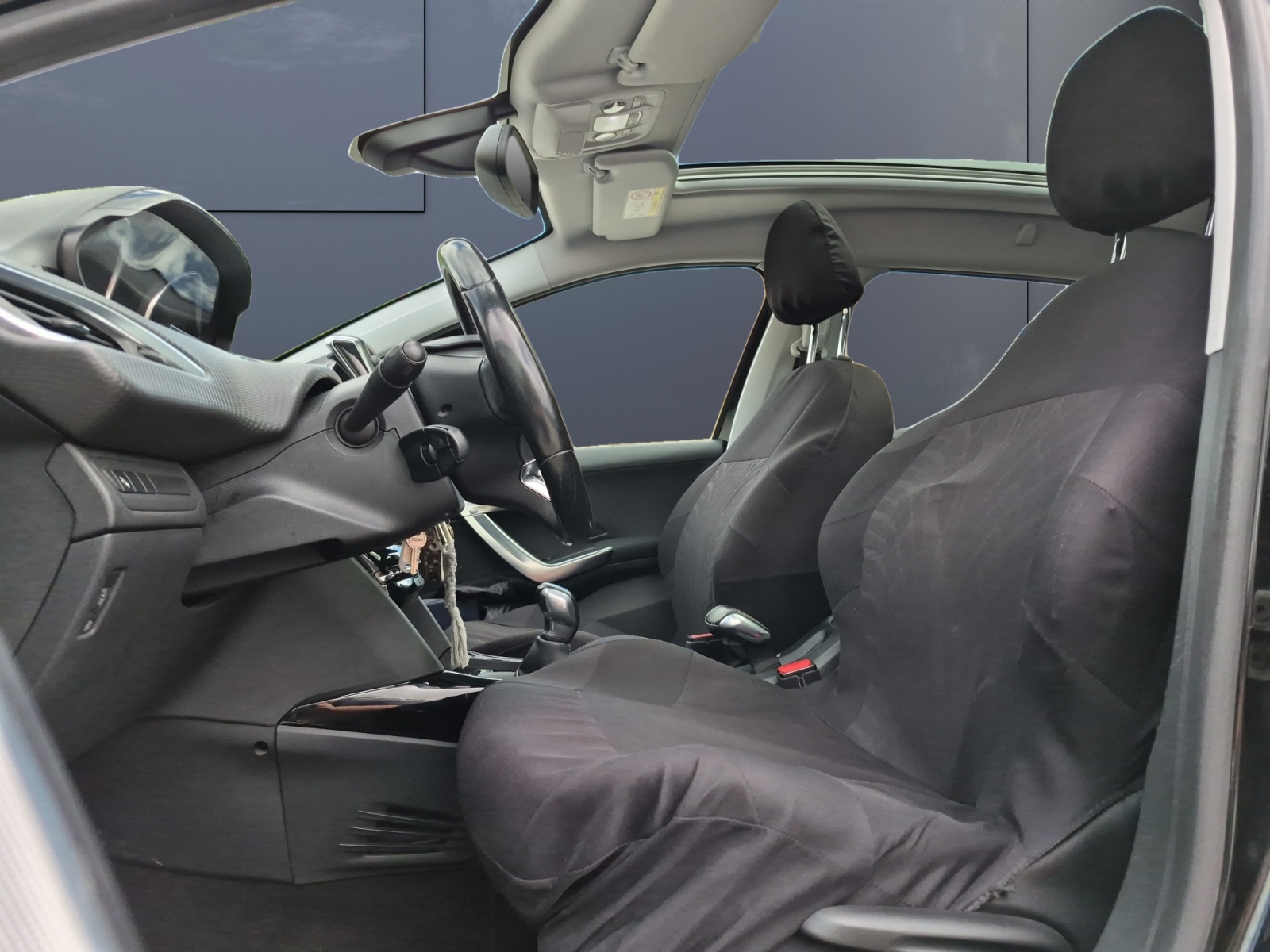 Peugeot 2008 9