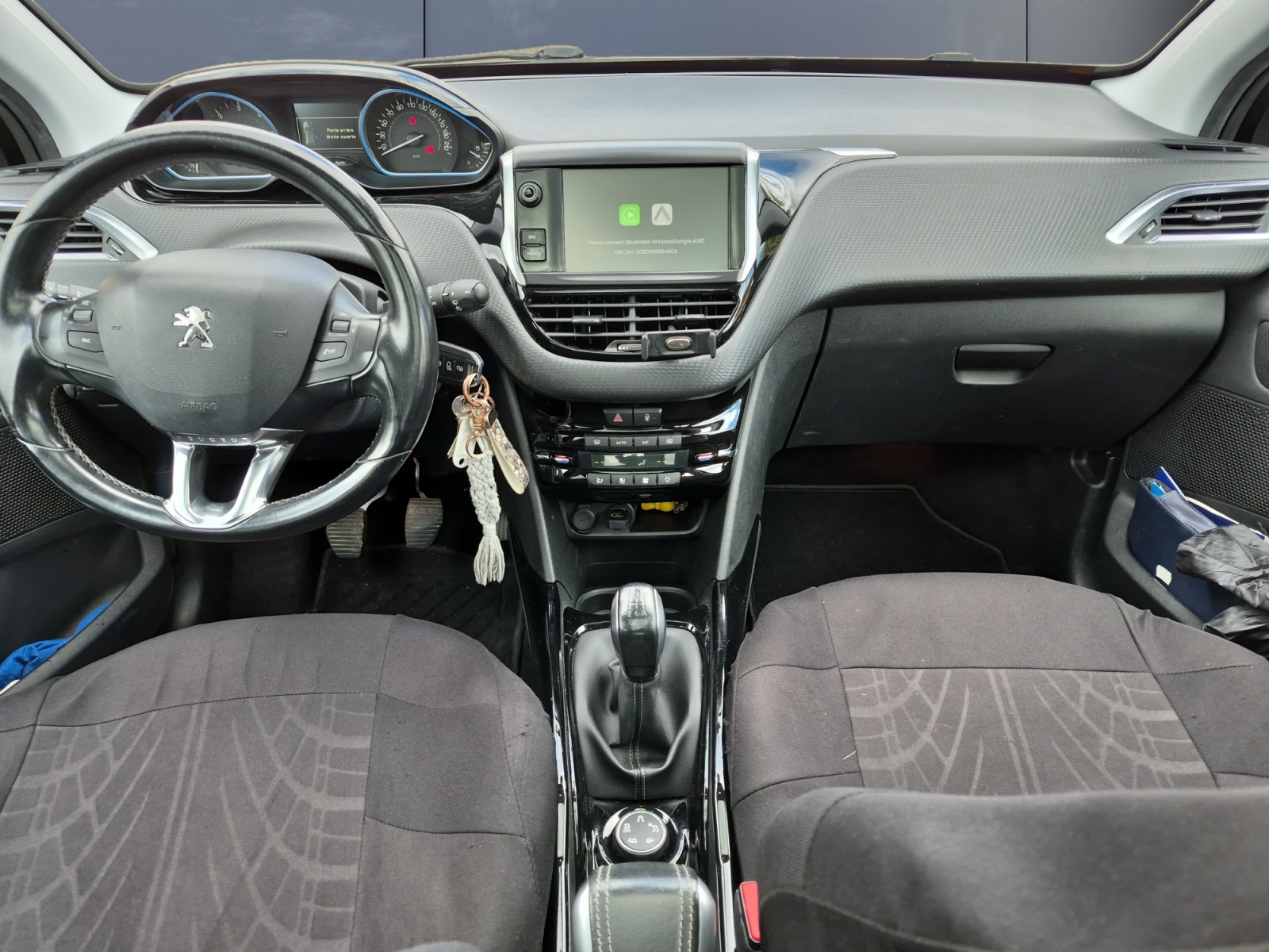 Peugeot 2008 14