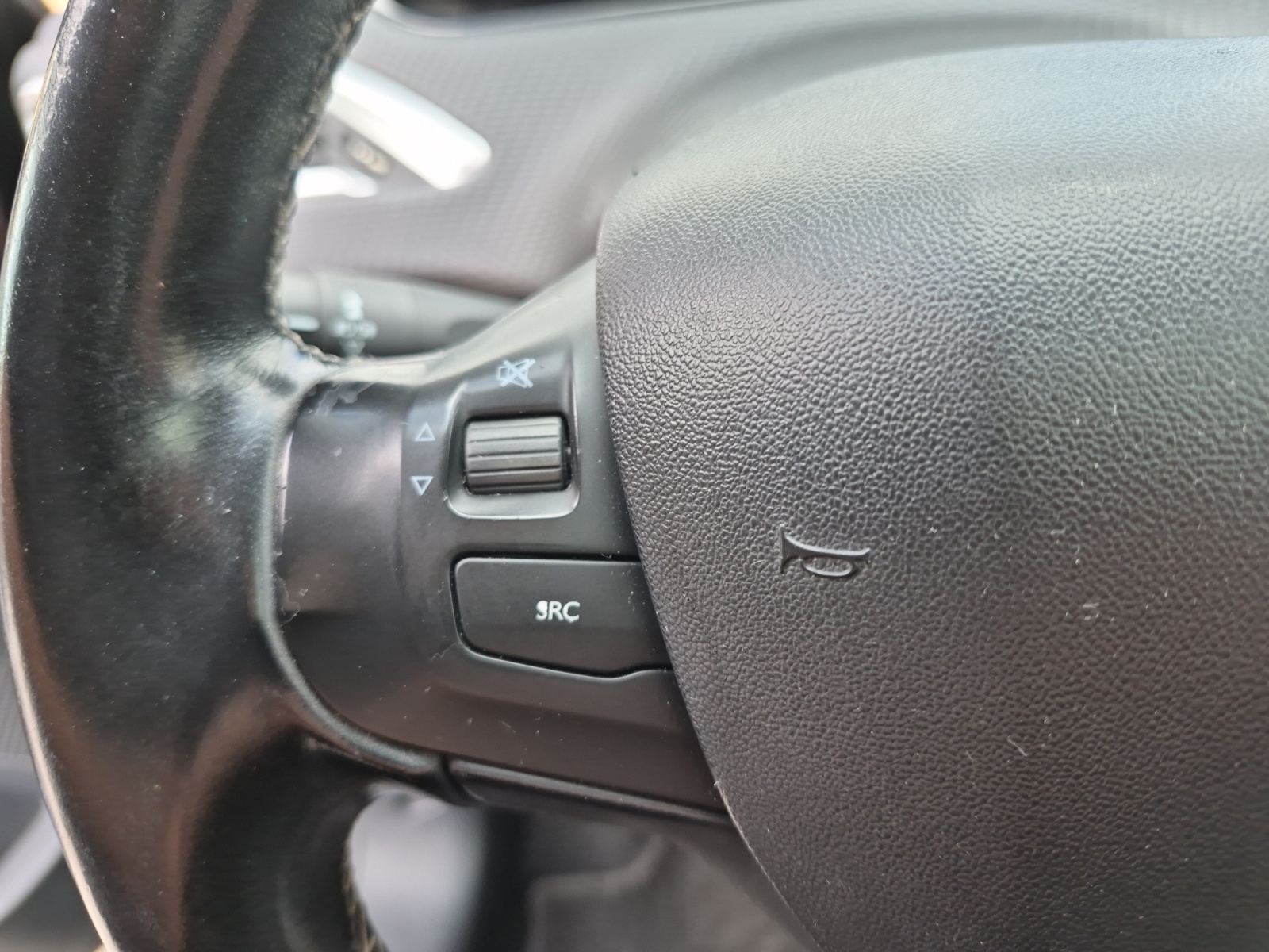 Peugeot 2008 19
