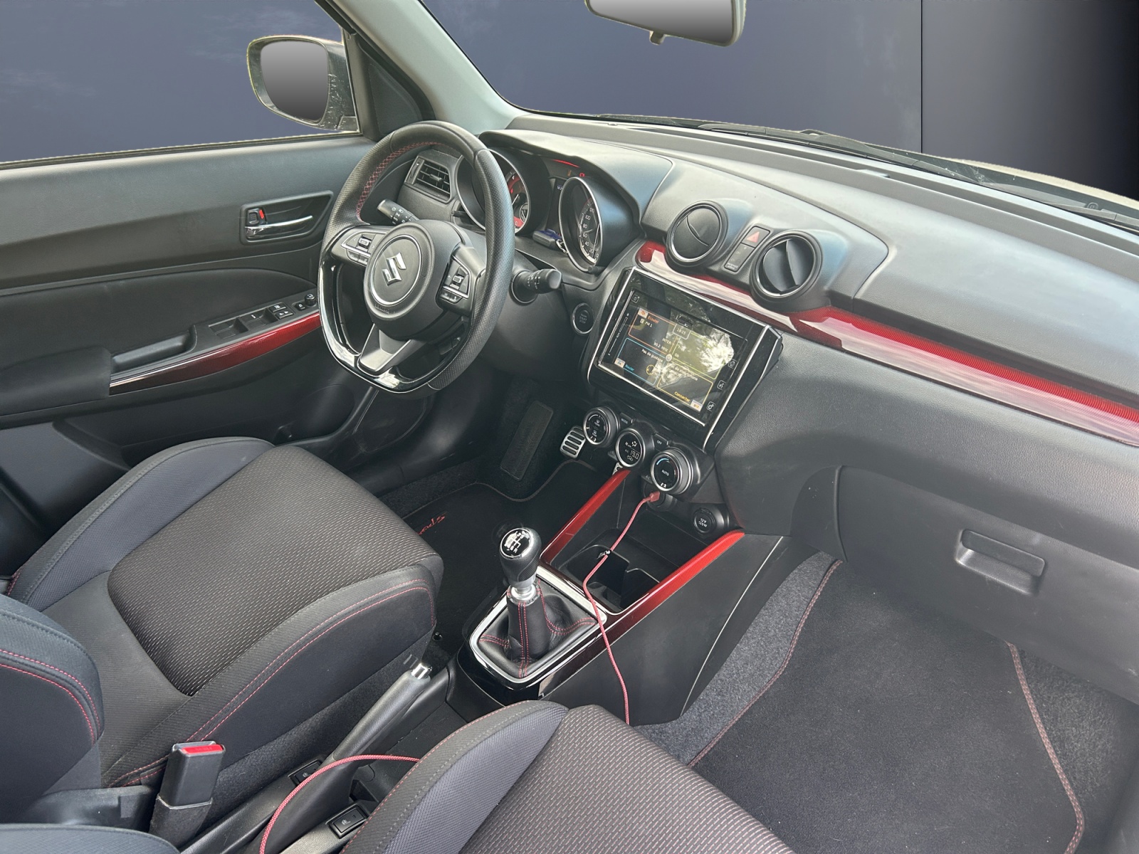 Suzuki Swift 12