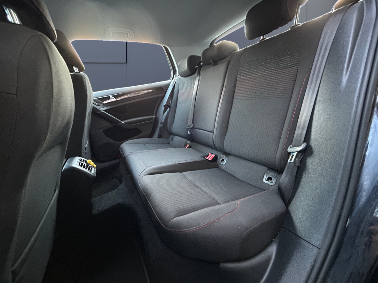 Volkswagen Golf 10