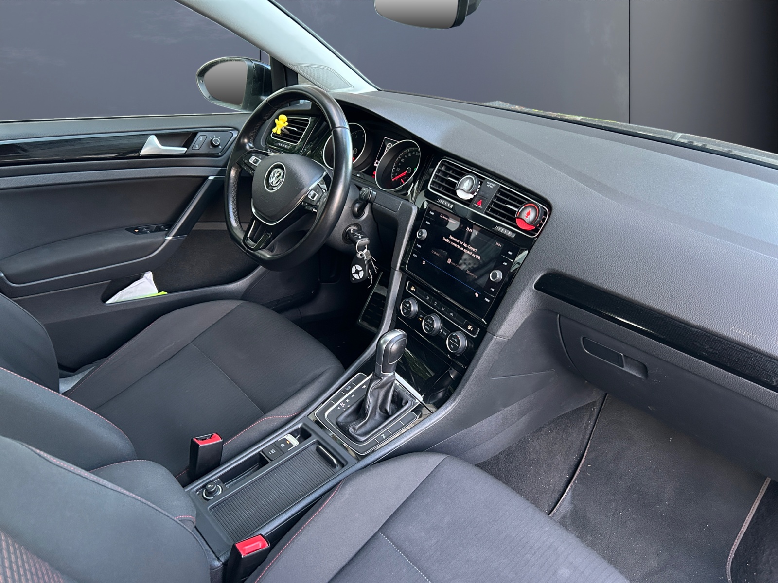 Volkswagen Golf 12