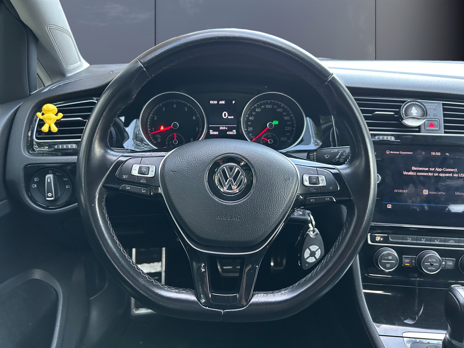 Volkswagen Golf 15