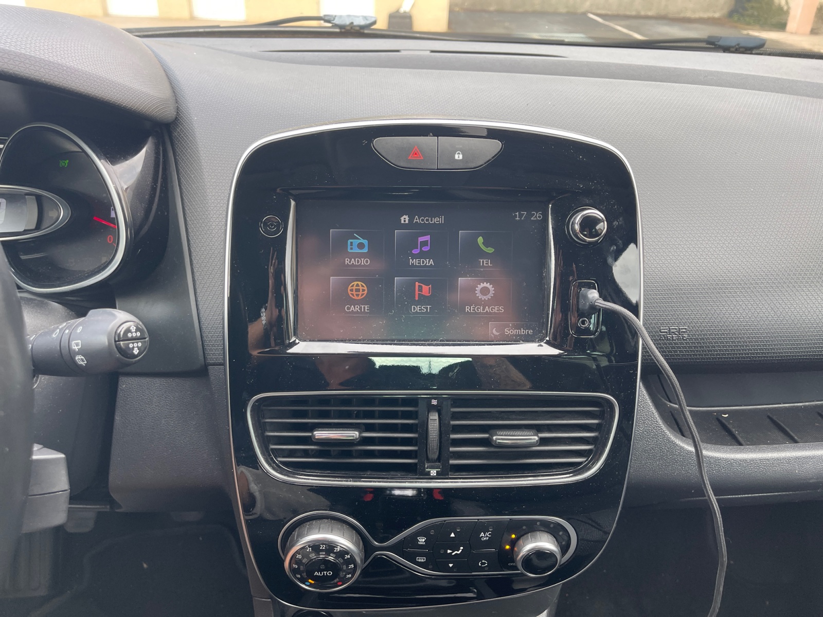 Renault Clio 17