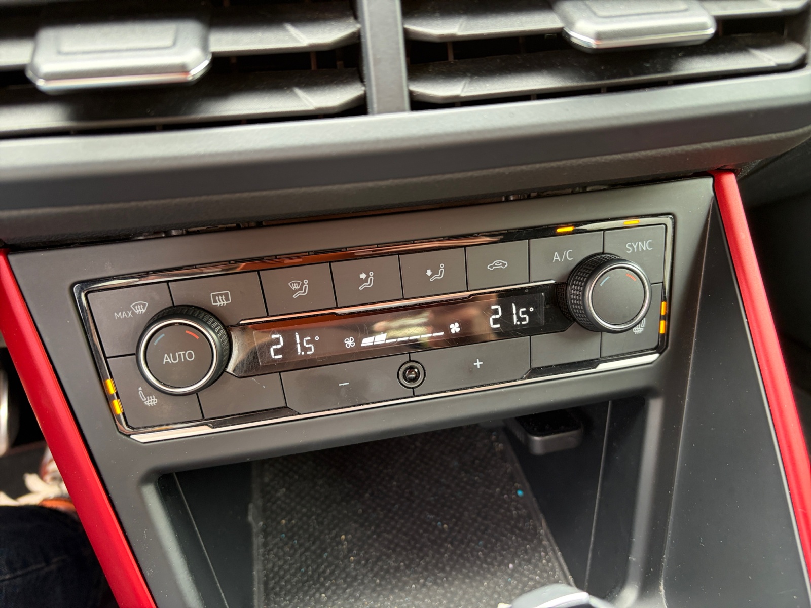 Volkswagen Polo 23