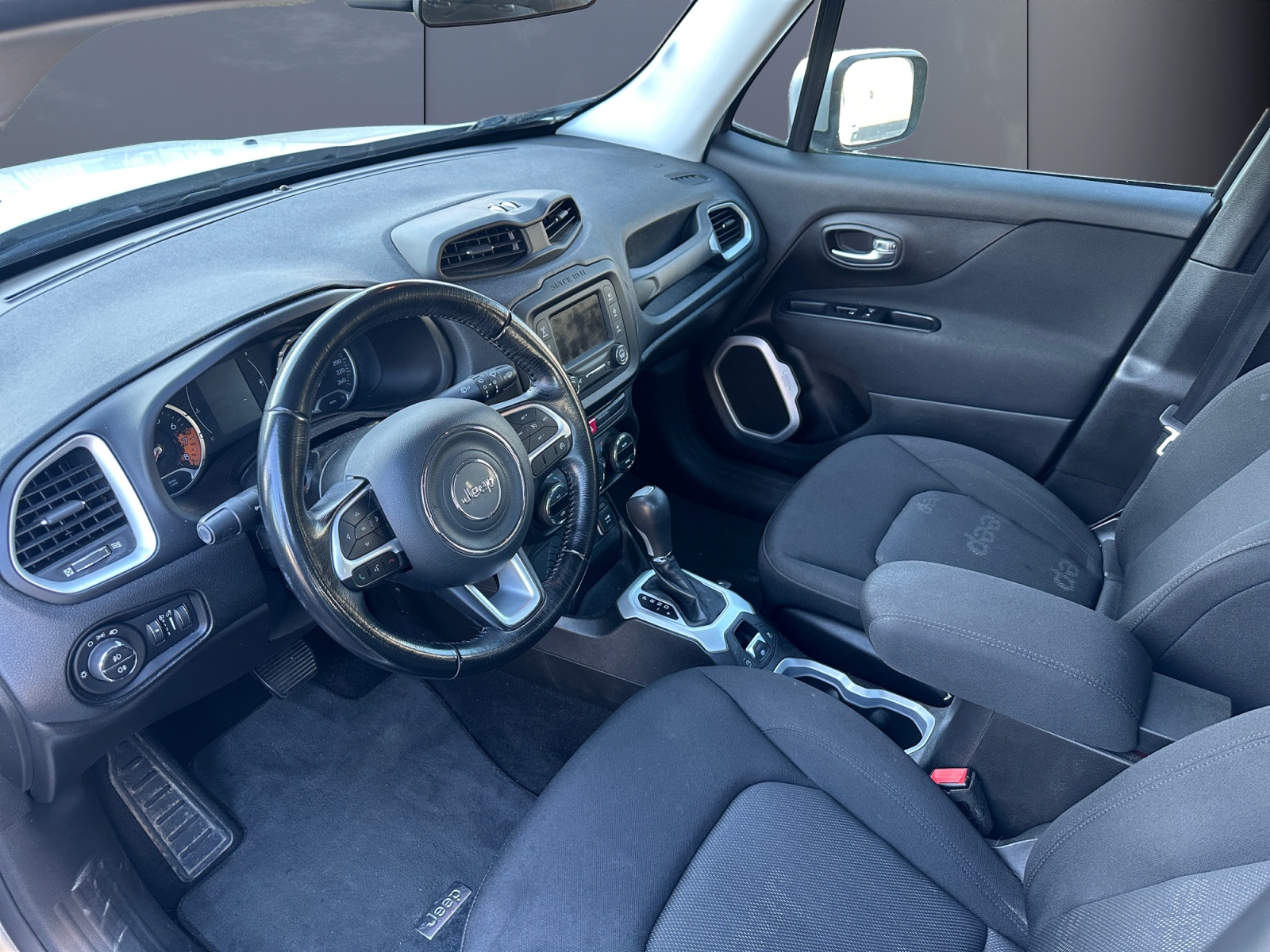 Jeep Renegade 8