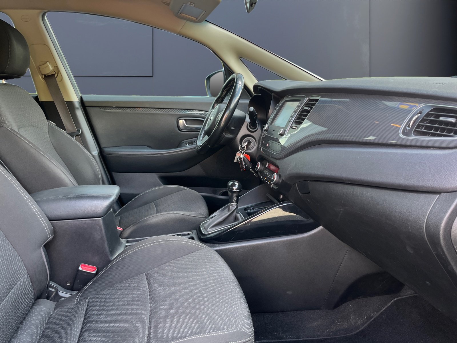 Kia Carens 13