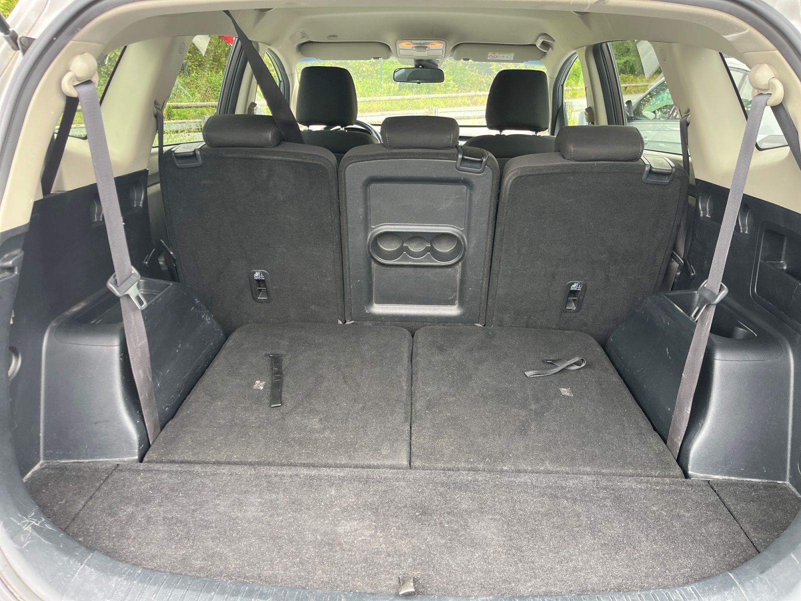 Kia Carens 18