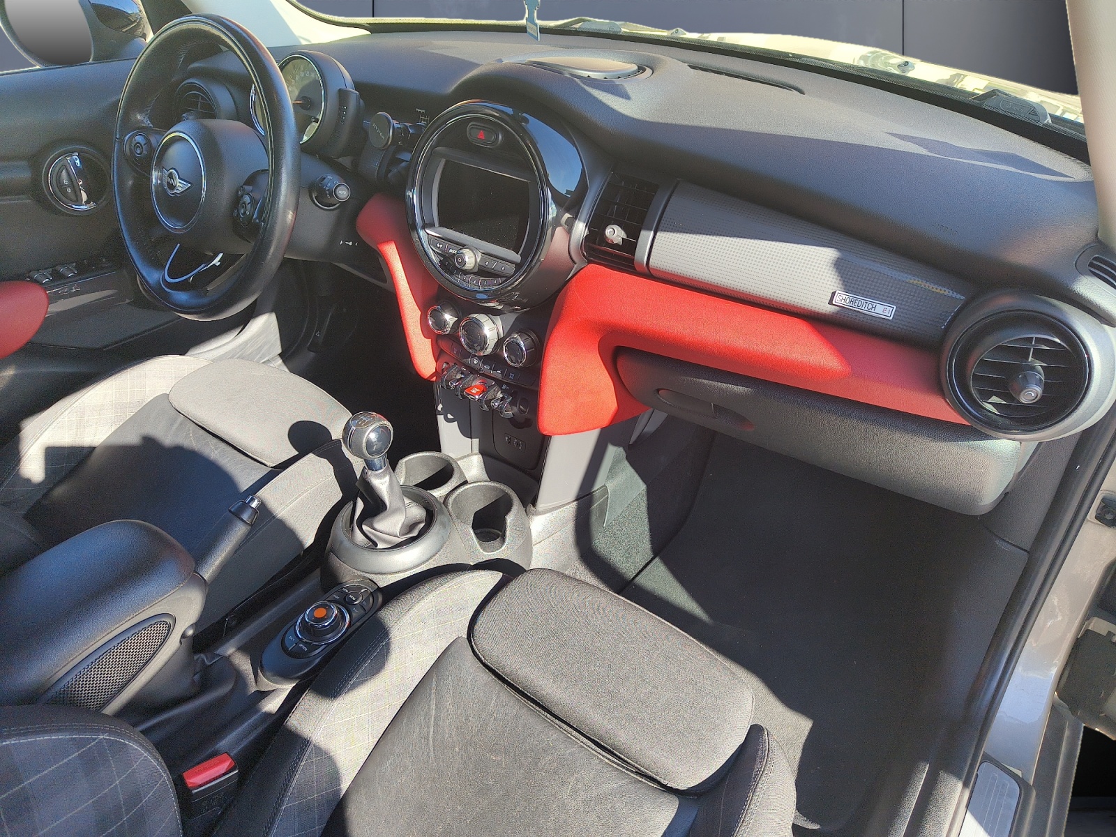 Mini Mini 12
