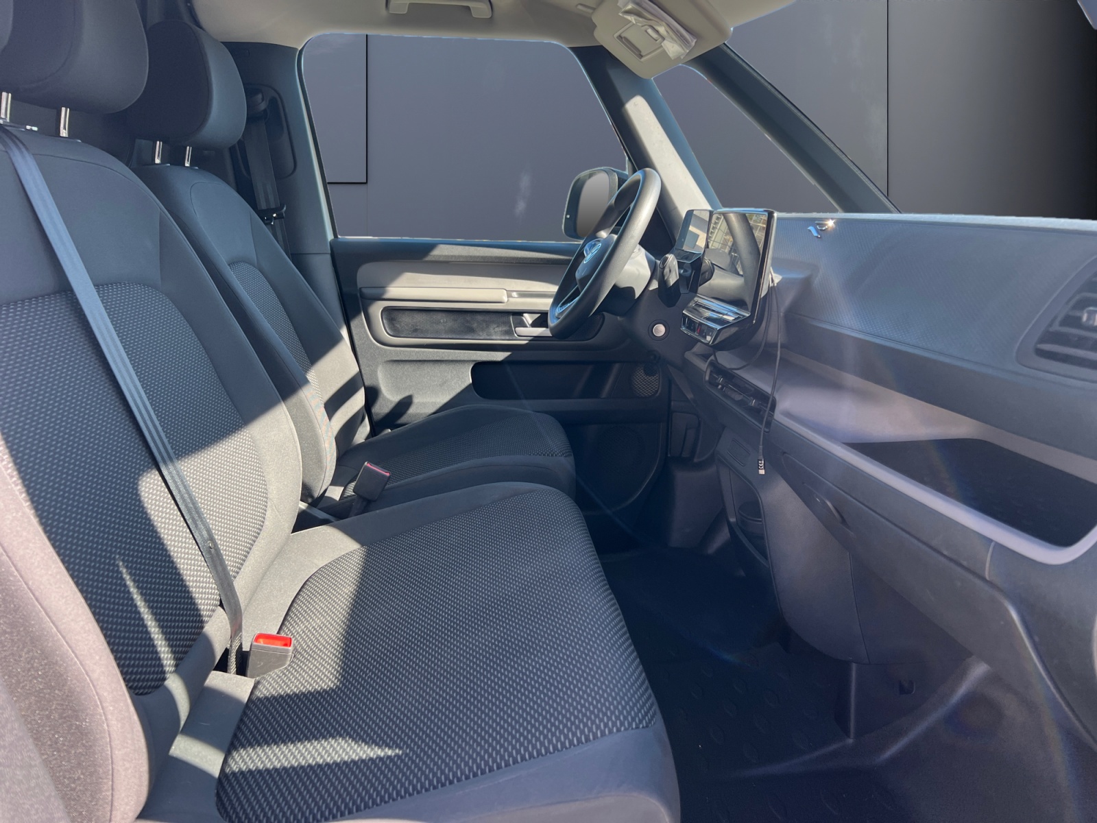 Volkswagen ID. Buzz 13