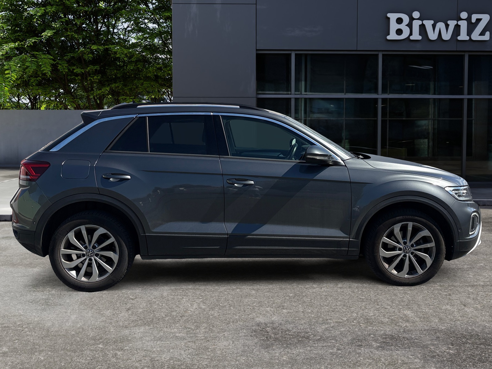 Volkswagen T-Roc 5