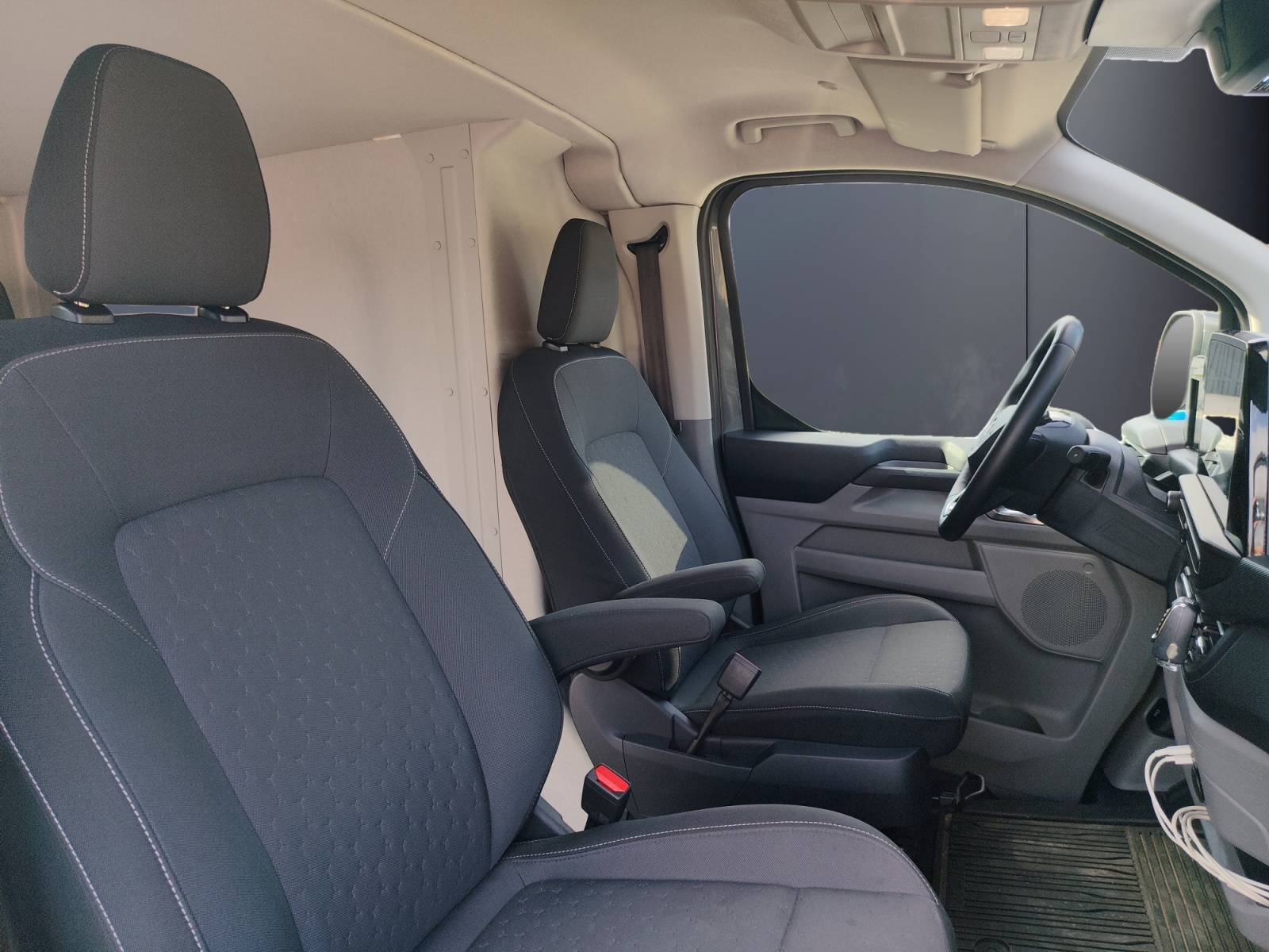Ford Transit Custom Vu 13