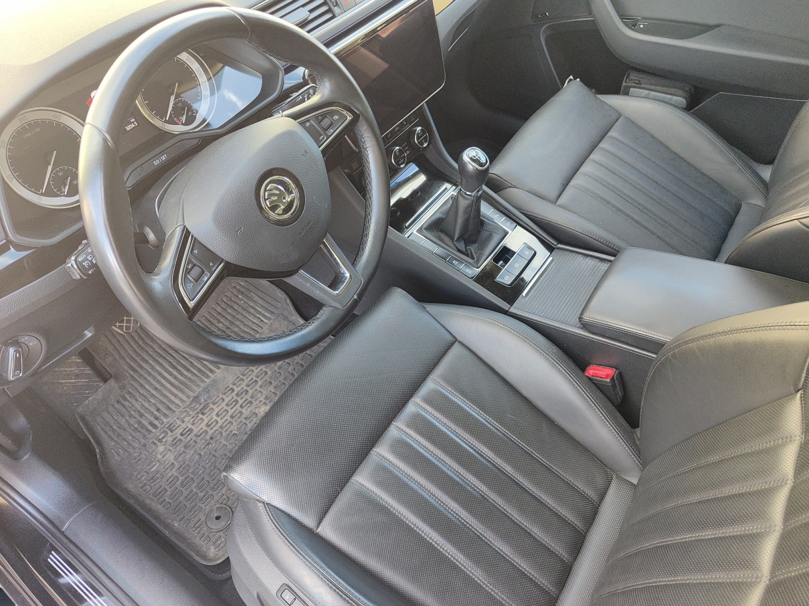 Skoda Superb 8