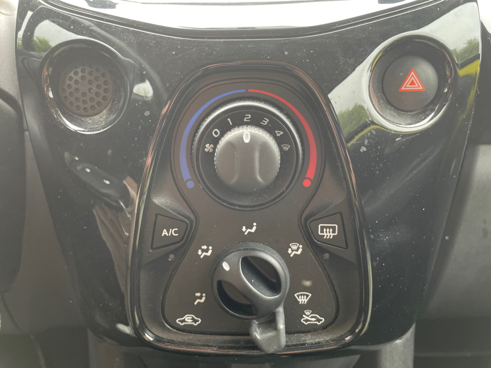 Peugeot 108 21