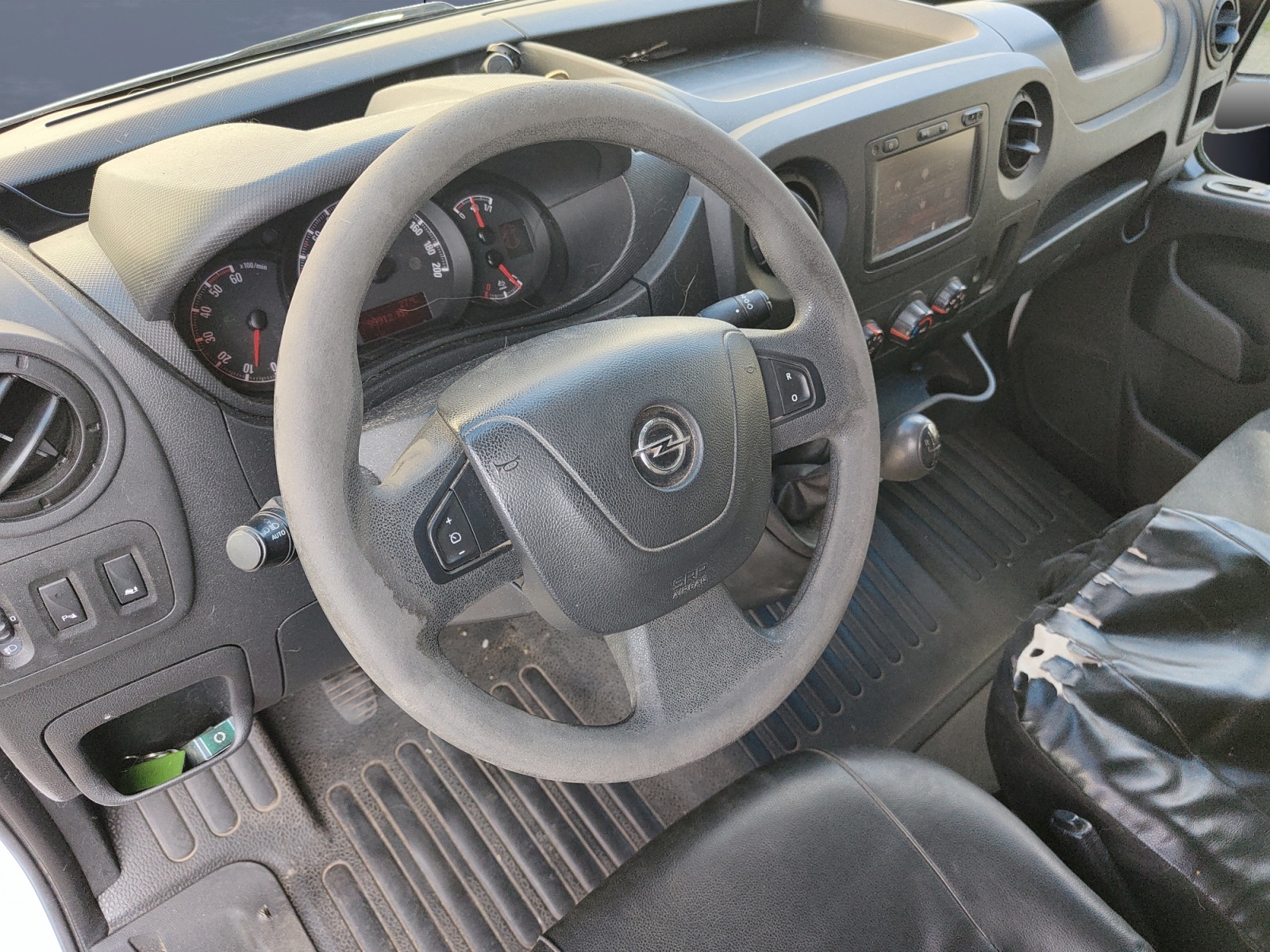 Opel Movano Vu 8