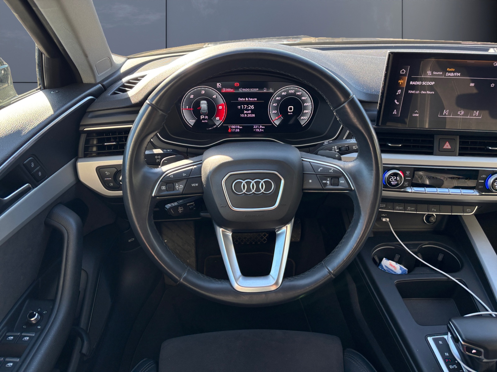 Audi A4 15