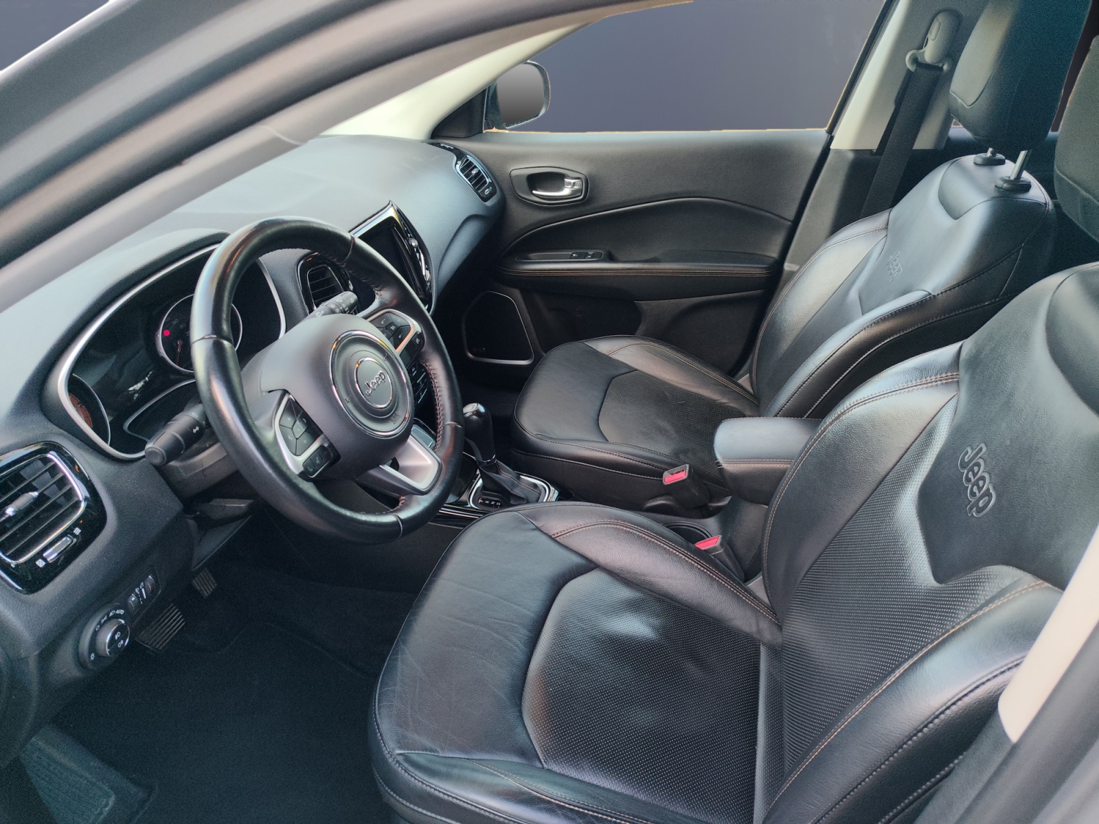 Jeep Compass 8