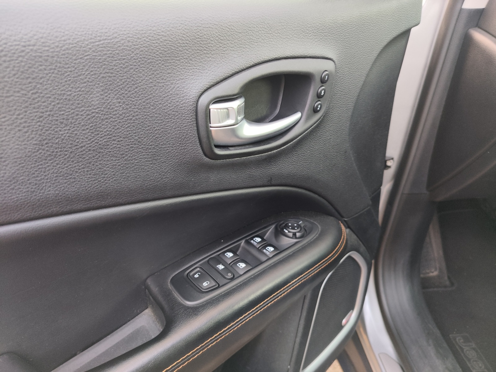 Jeep Compass 18