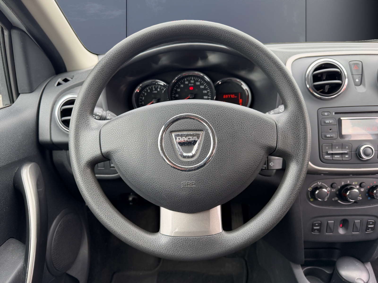 Dacia Sandero 15