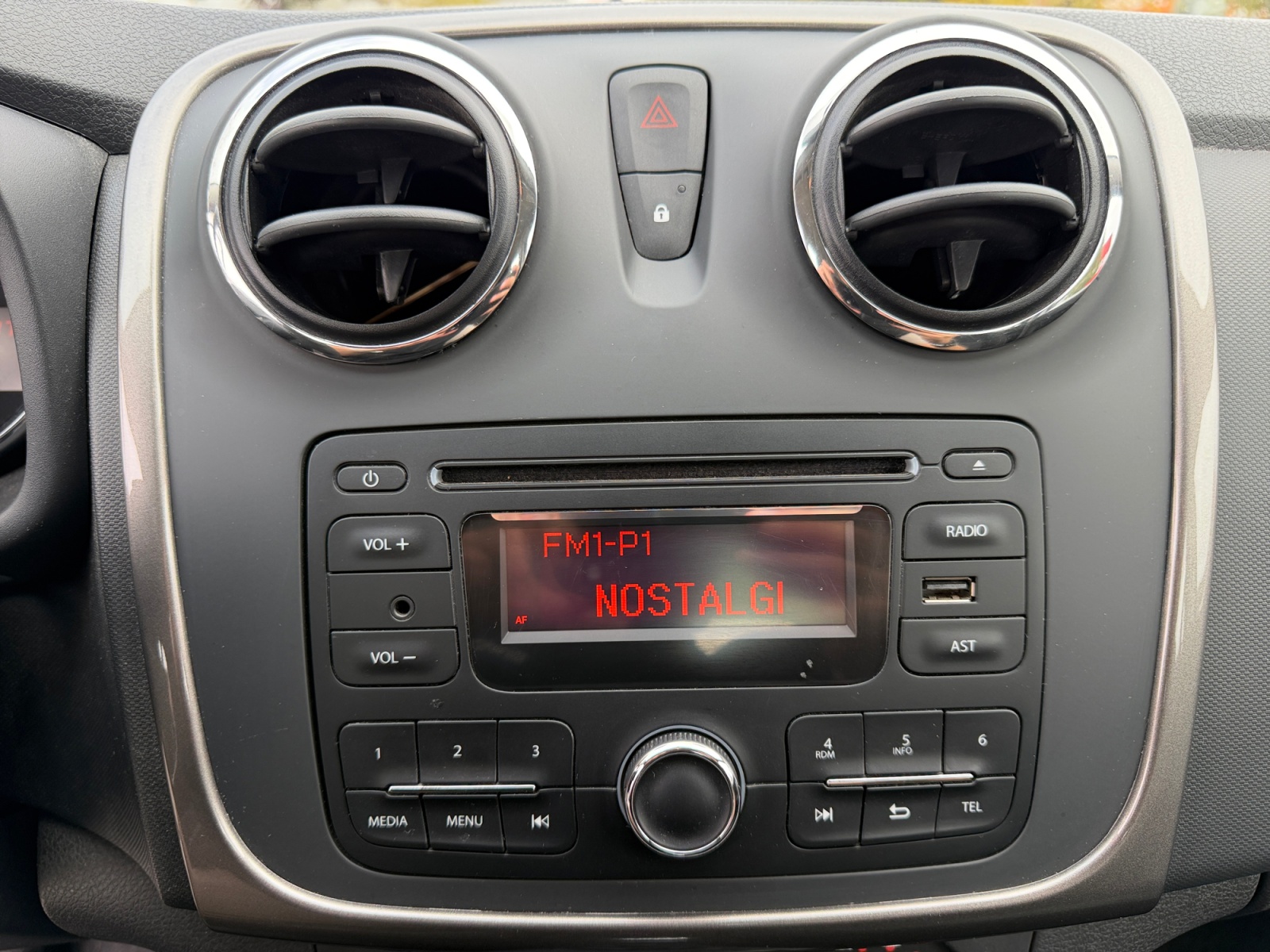 Dacia Sandero 20