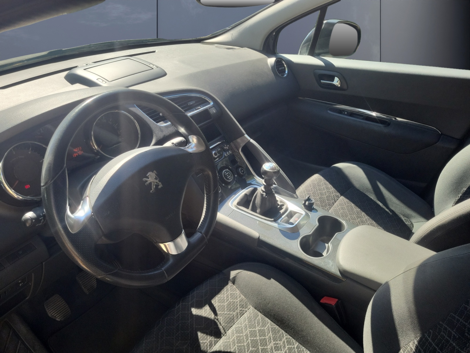 Peugeot 3008 8