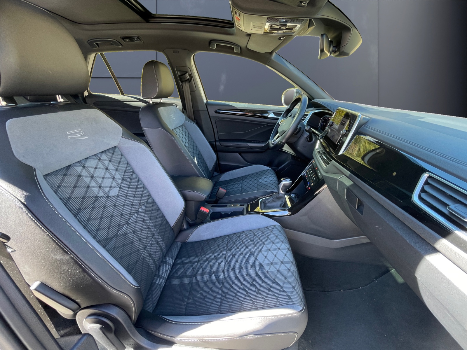 Volkswagen T-Roc 15