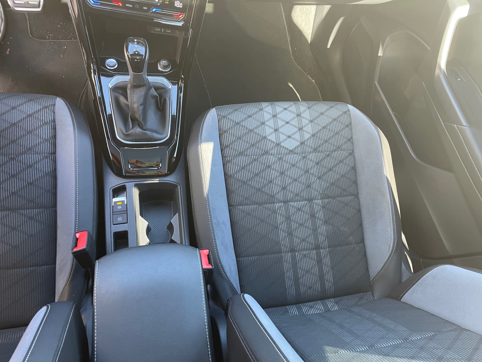 Volkswagen T-Roc 29