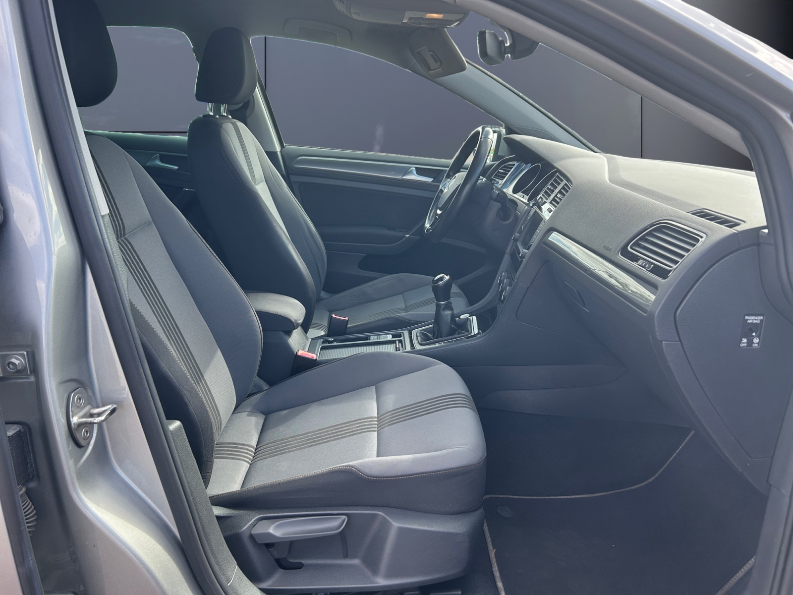 Volkswagen Golf 13