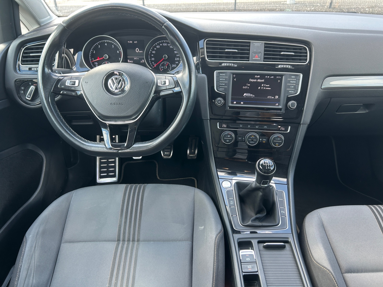 Volkswagen Golf 17
