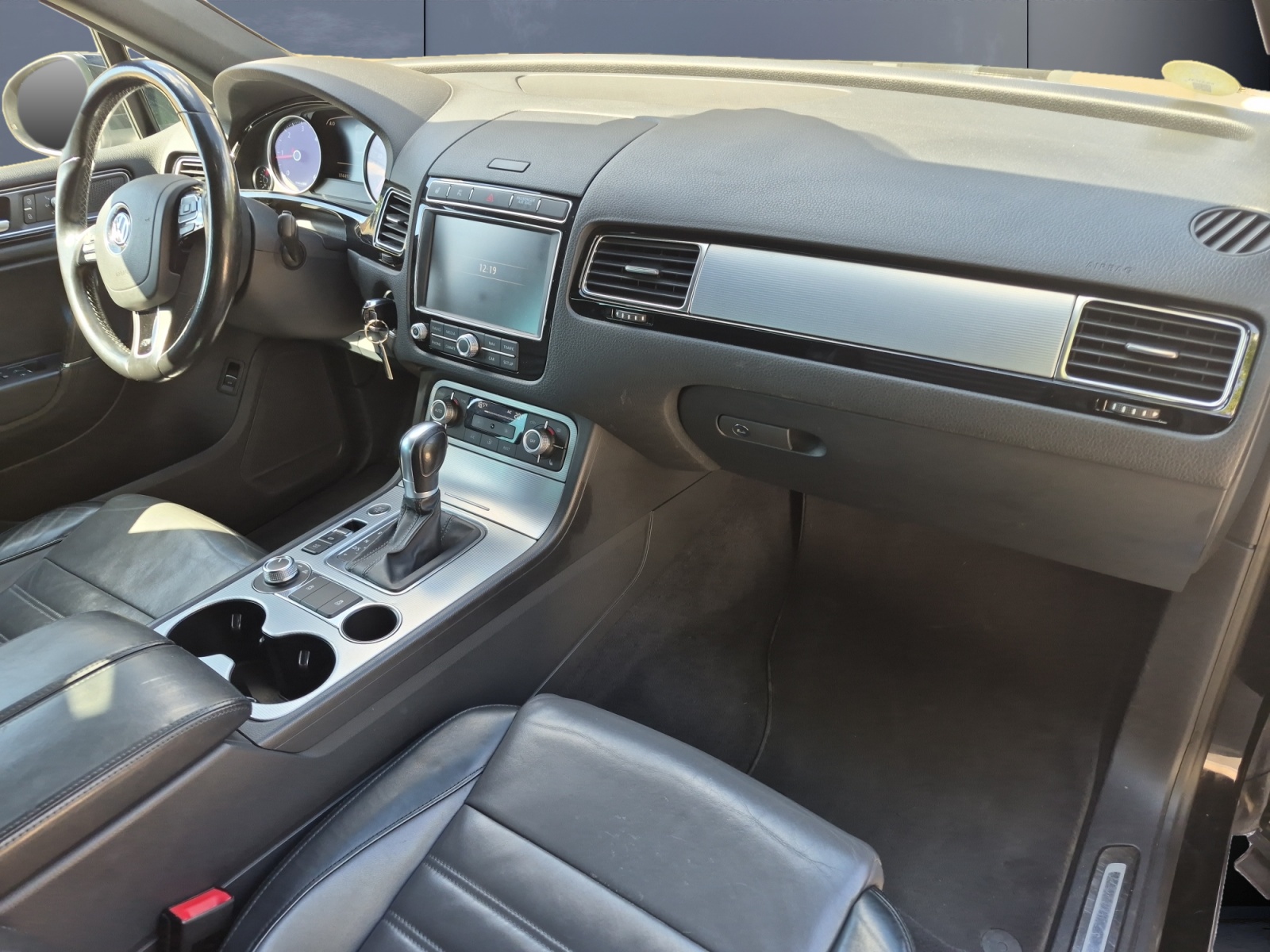 Volkswagen Touareg 12
