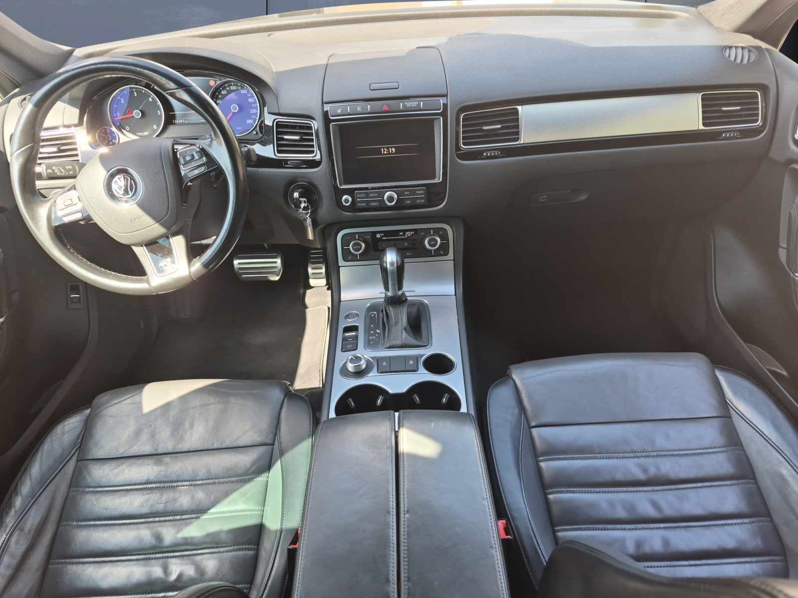 Volkswagen Touareg 14