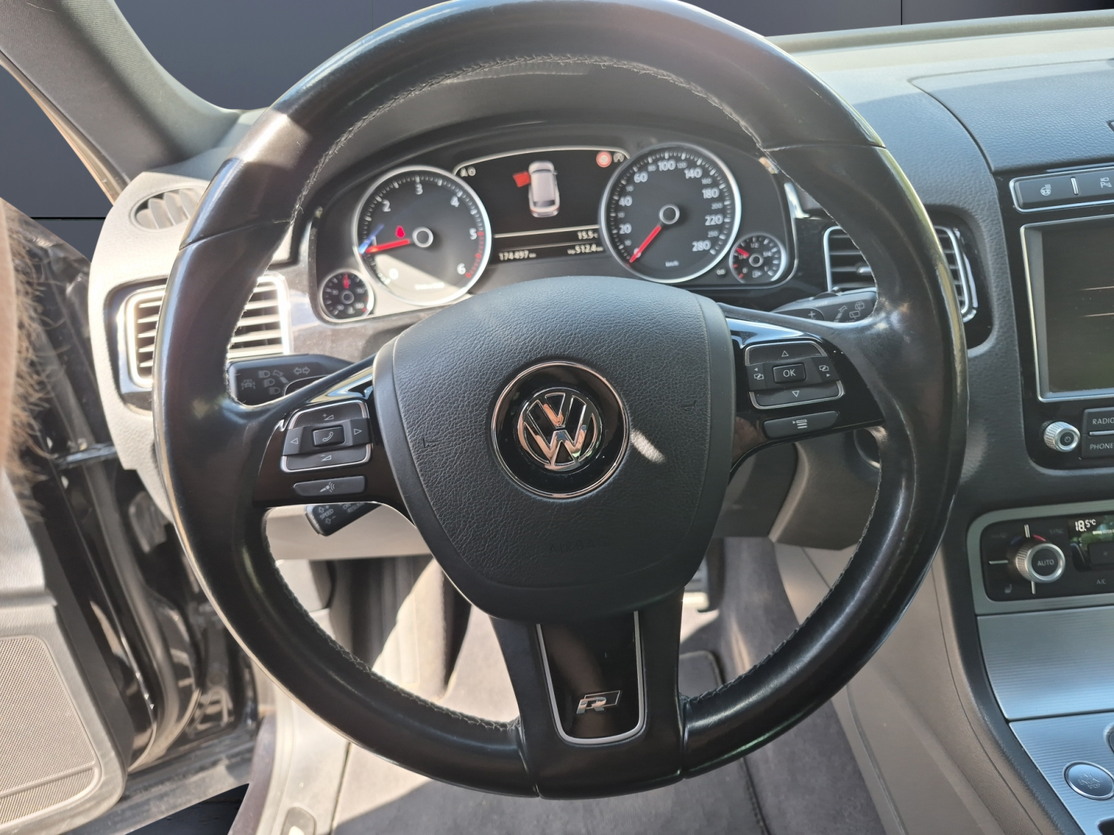 Volkswagen Touareg 15