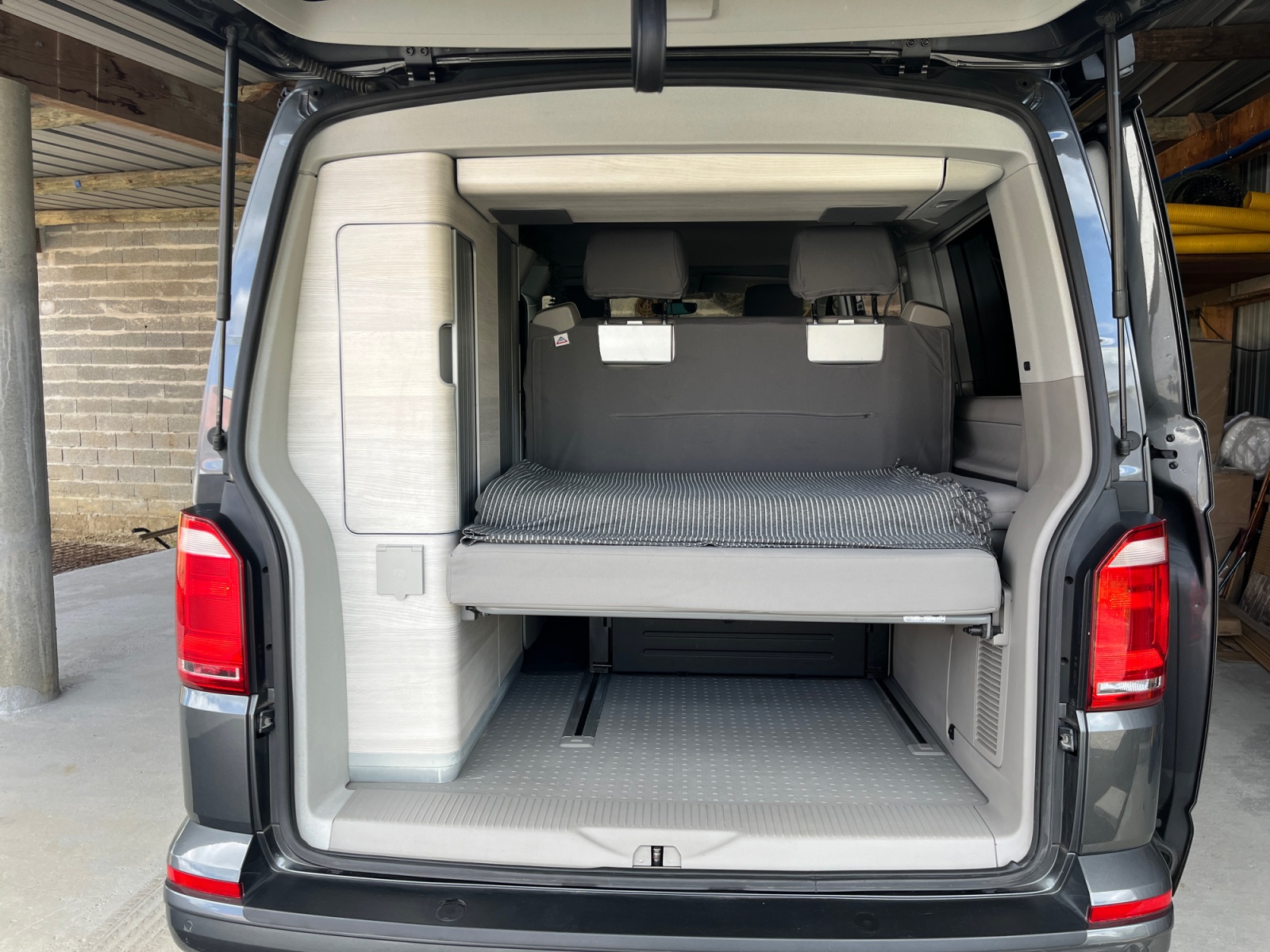 Volkswagen California 21