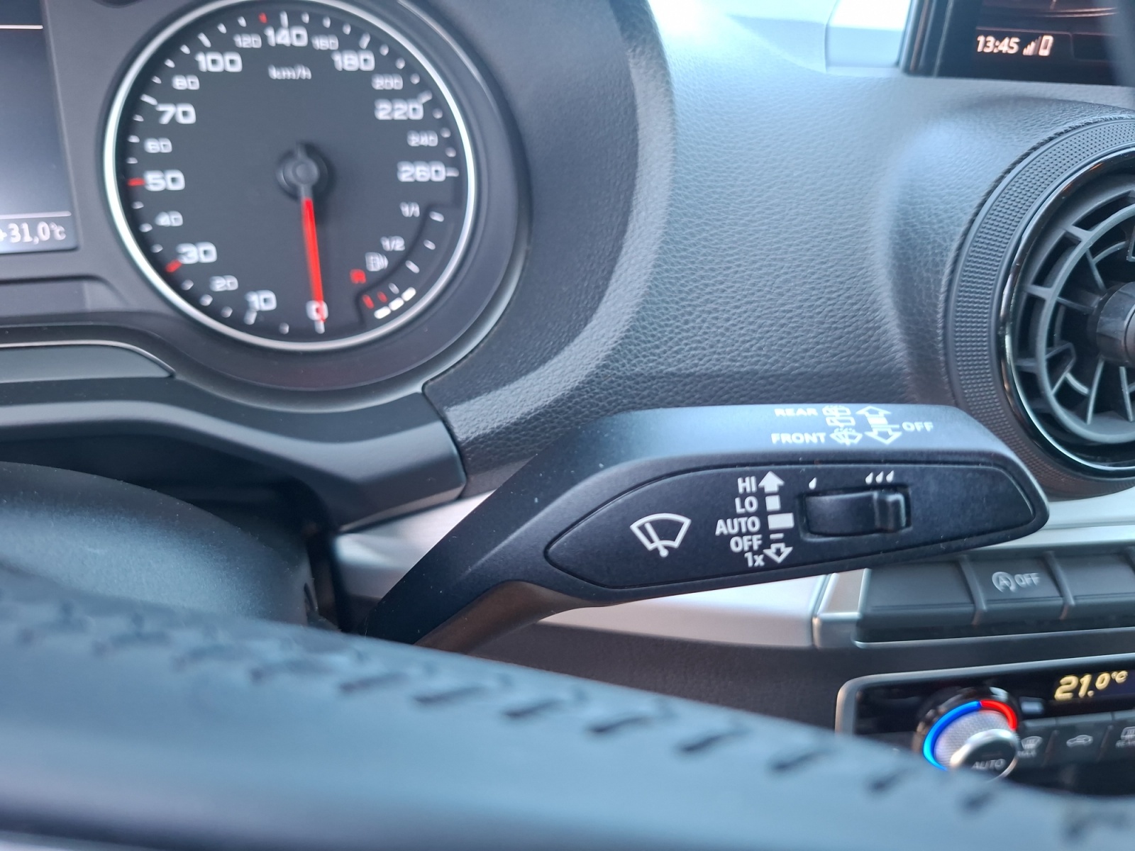 Audi Q2 22