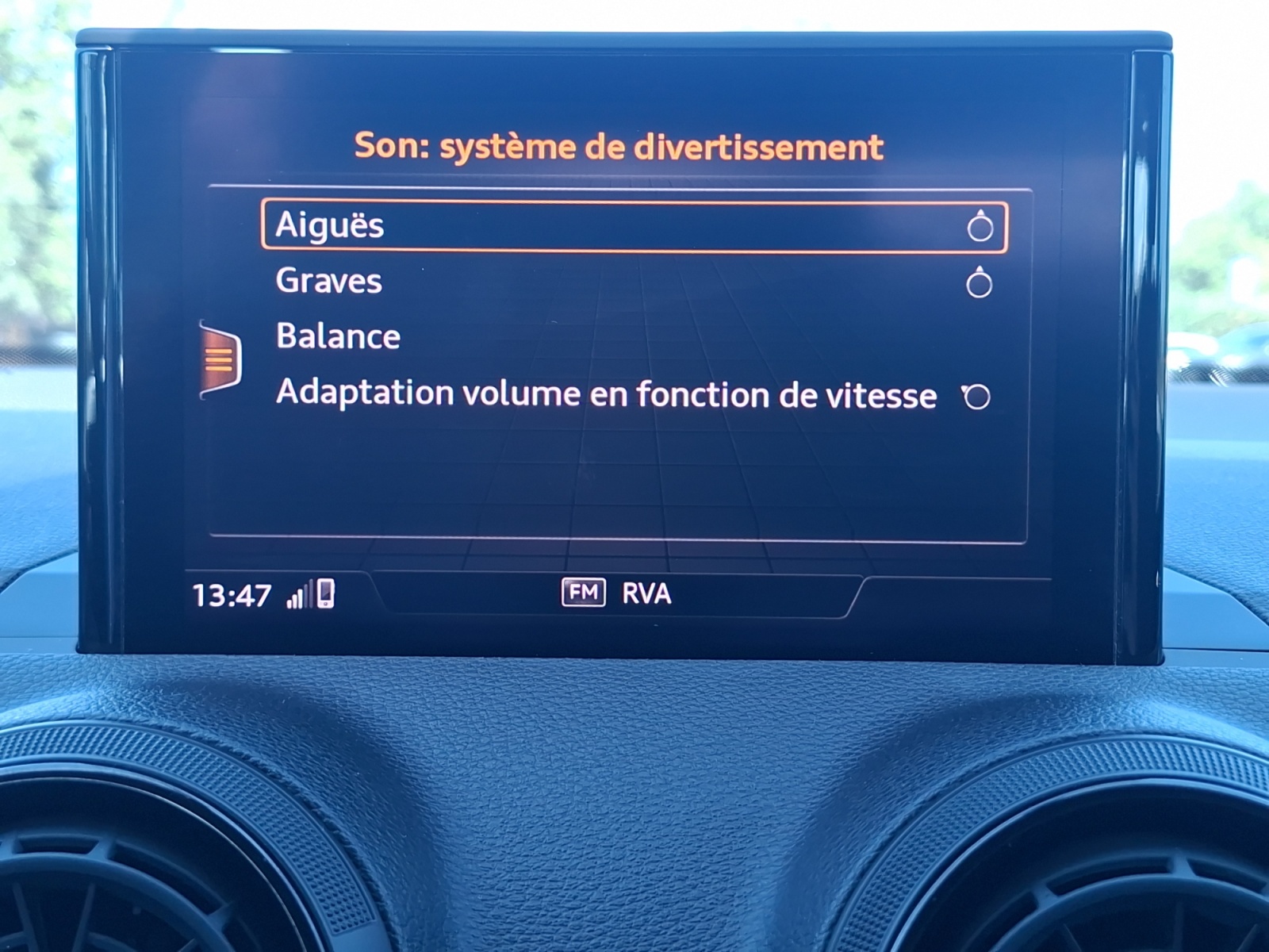 Audi Q2 26