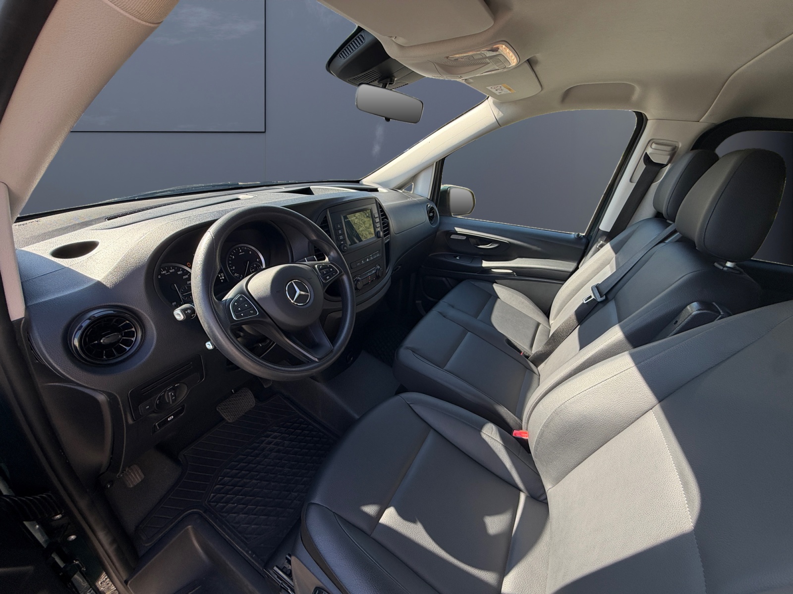 Mercedes-Benz Vito Vu 8