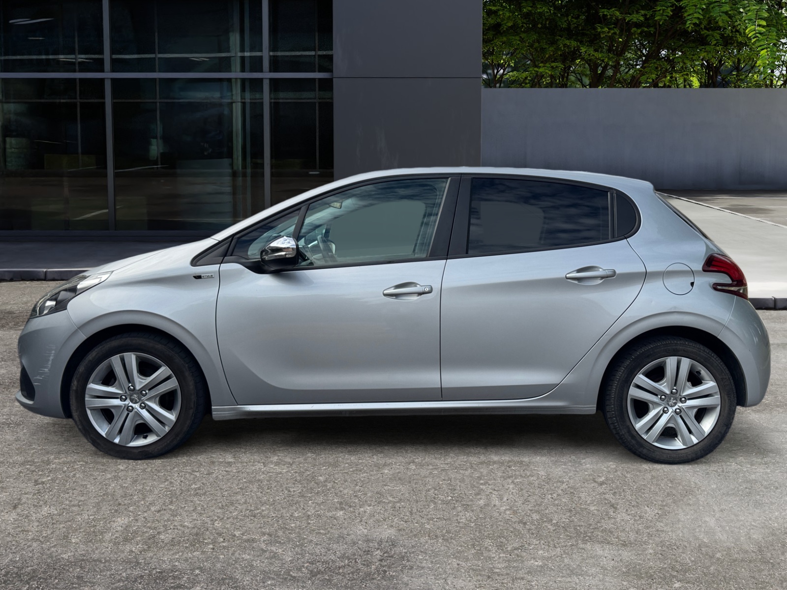 Peugeot 208 1