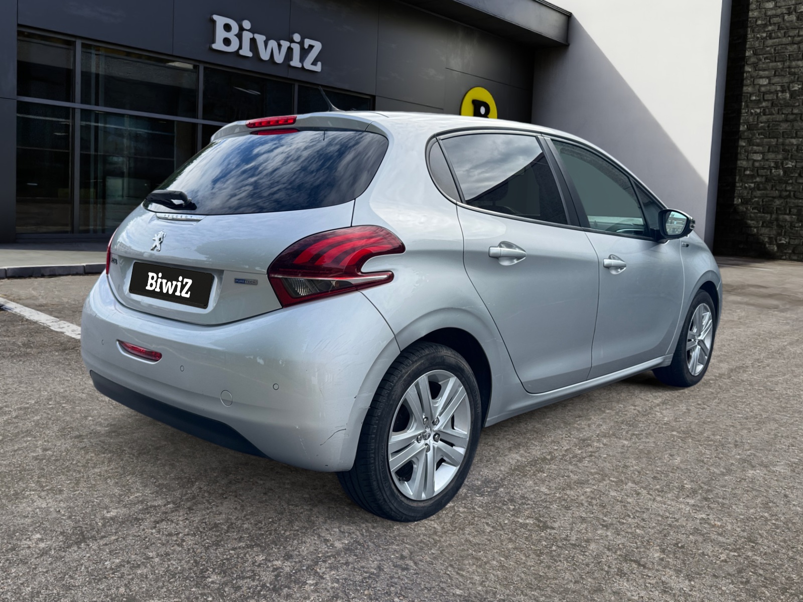 Peugeot 208 4