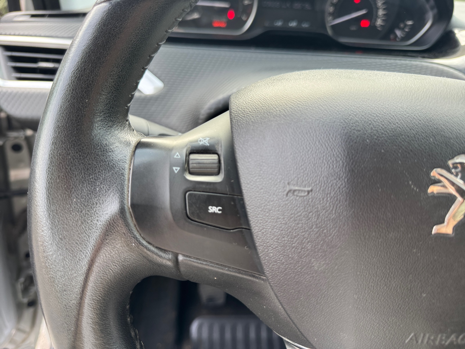 Peugeot 208 20