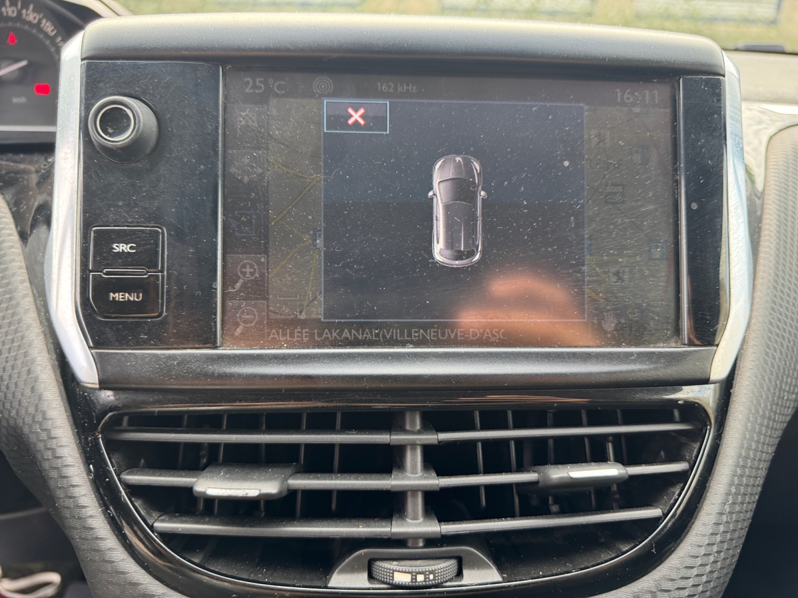 Peugeot 208 24