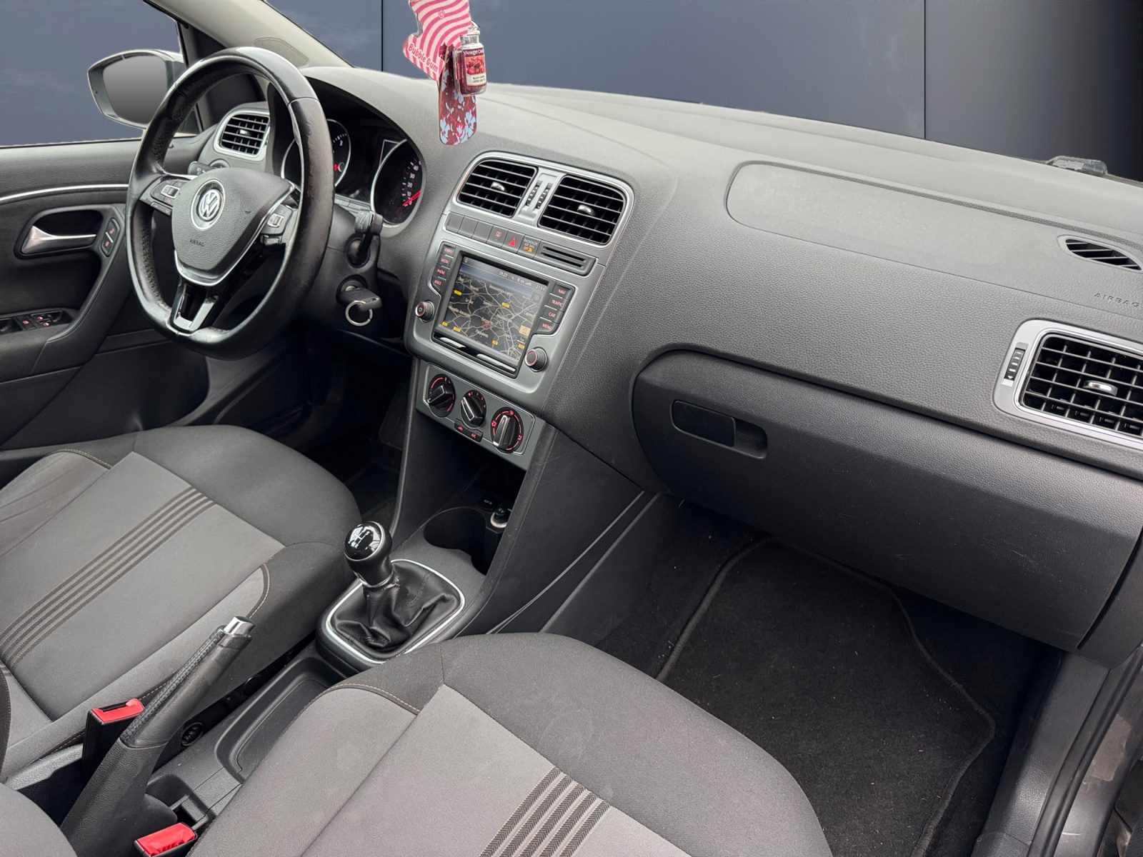 Volkswagen Polo 12