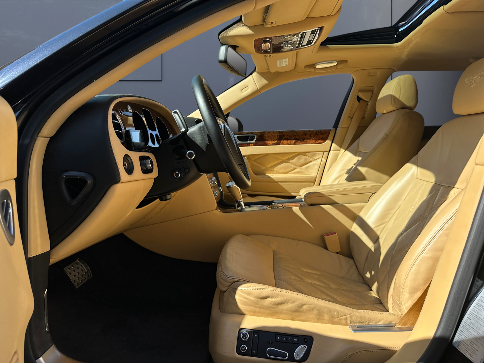 Bentley Continental 9