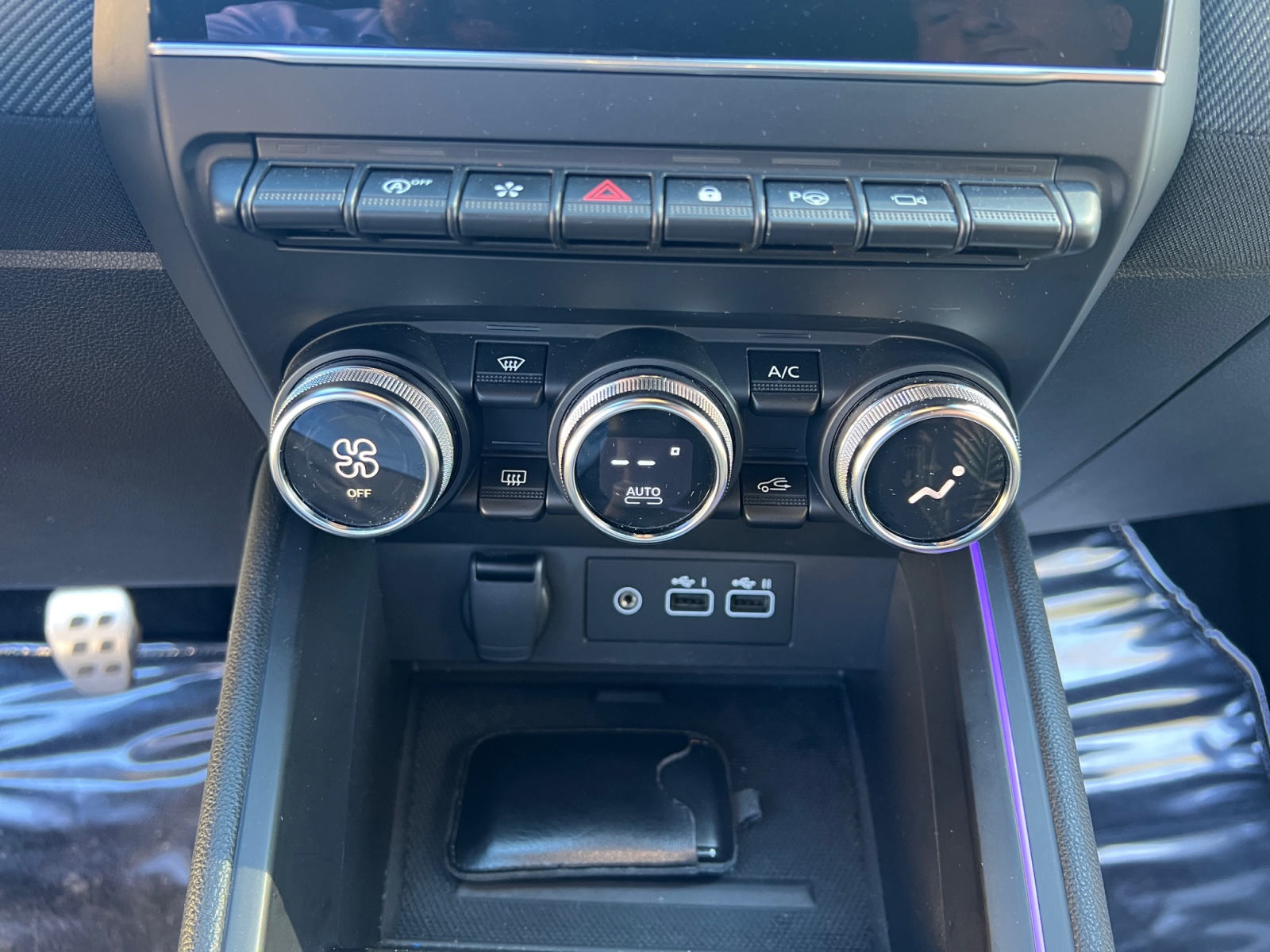 Renault Clio 24