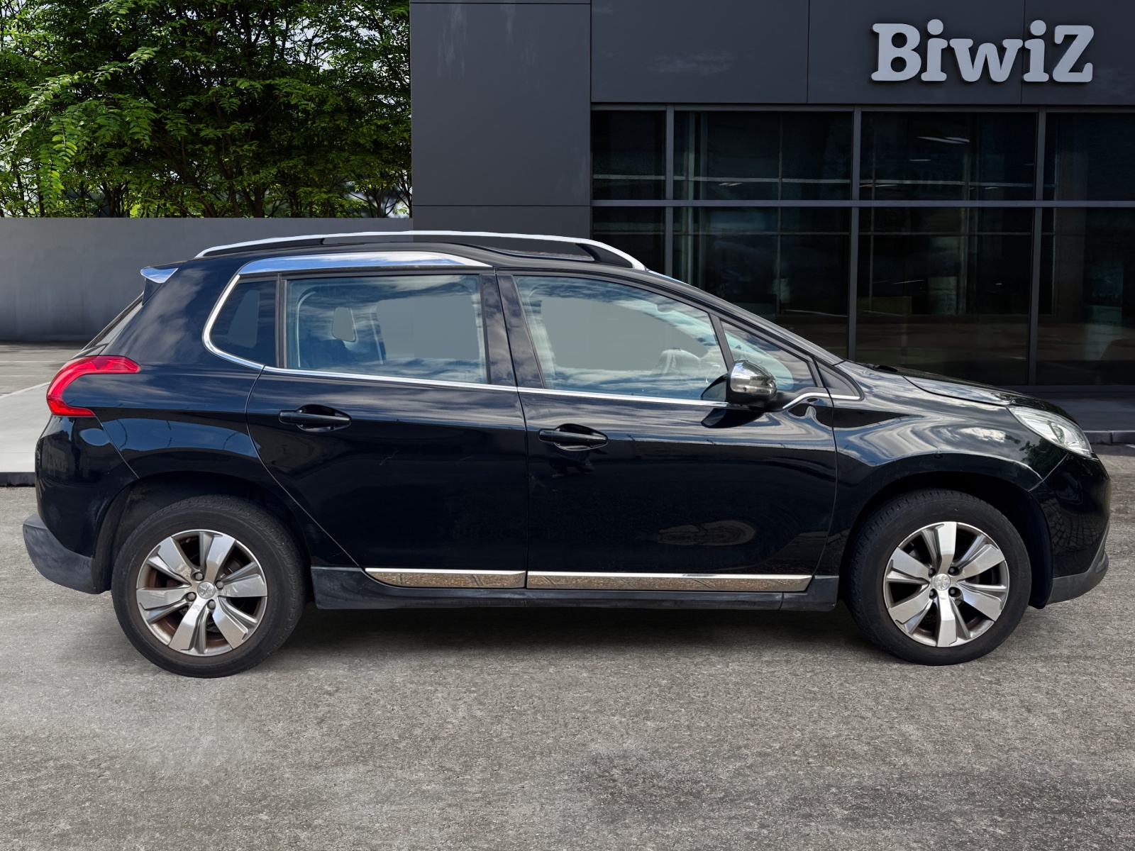 Peugeot 2008 5