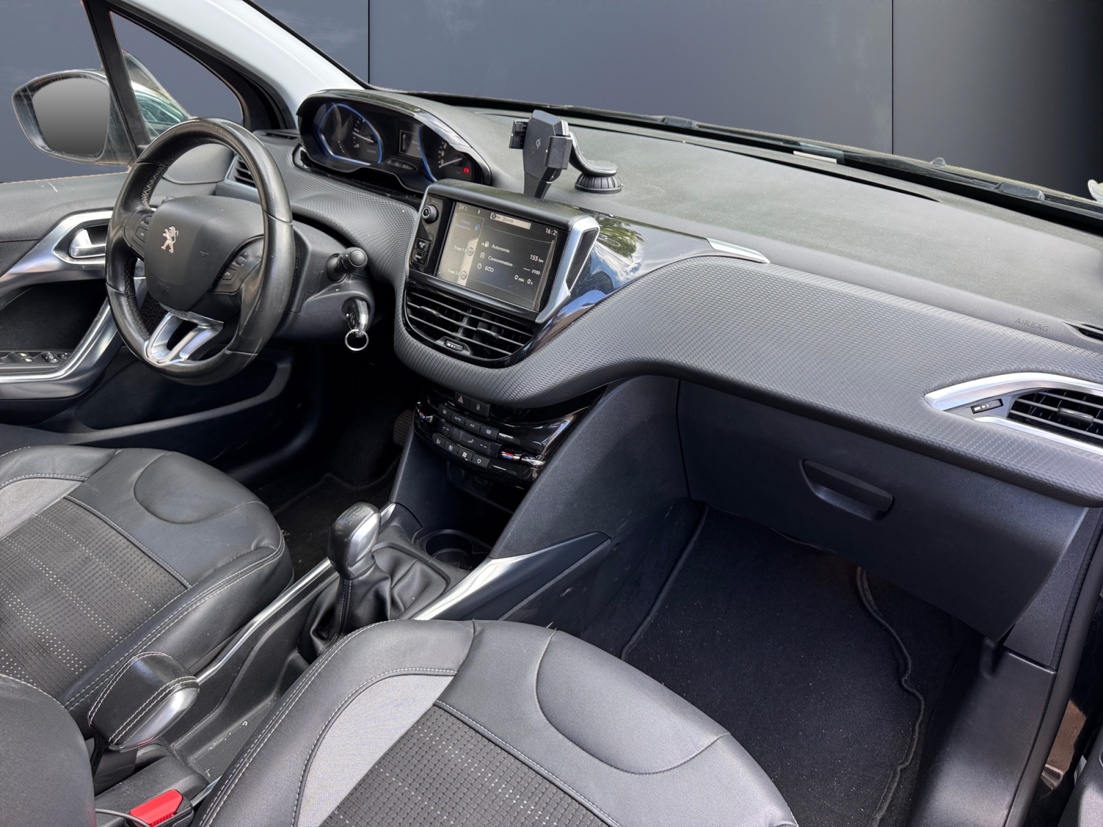 Peugeot 2008 12