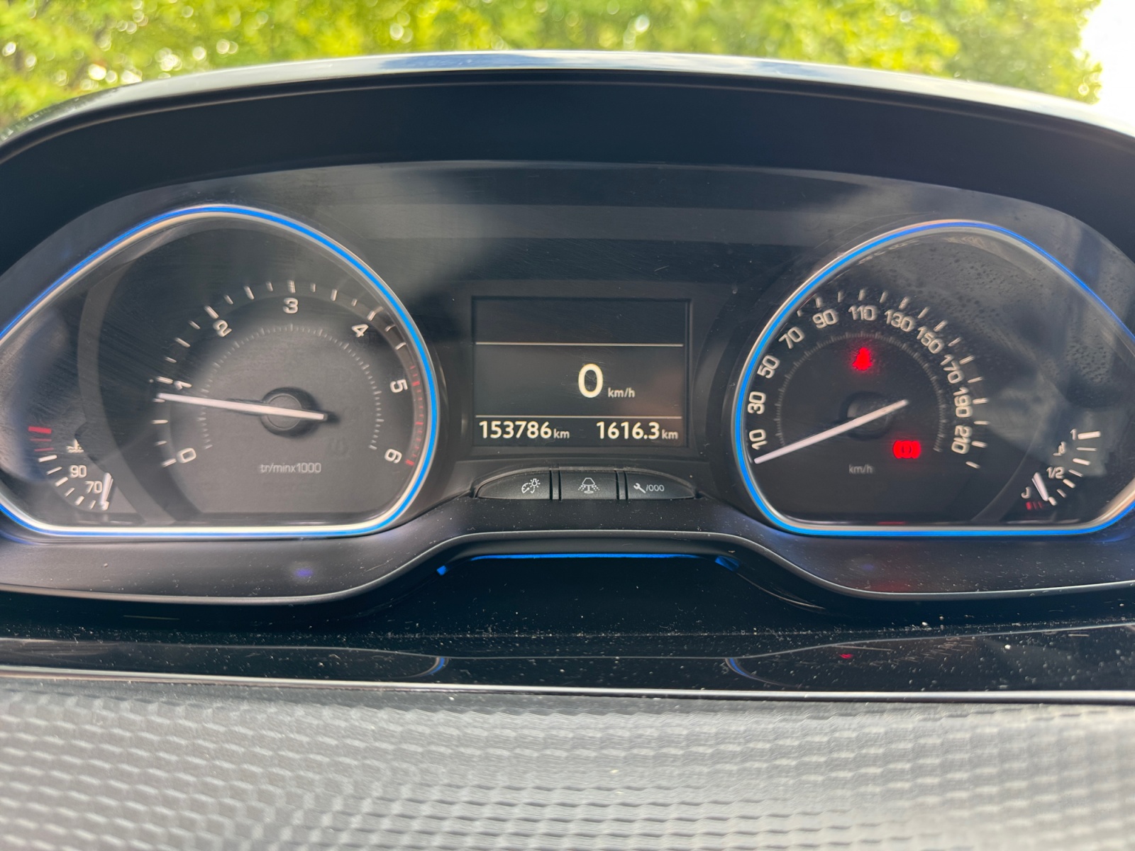 Peugeot 2008 16