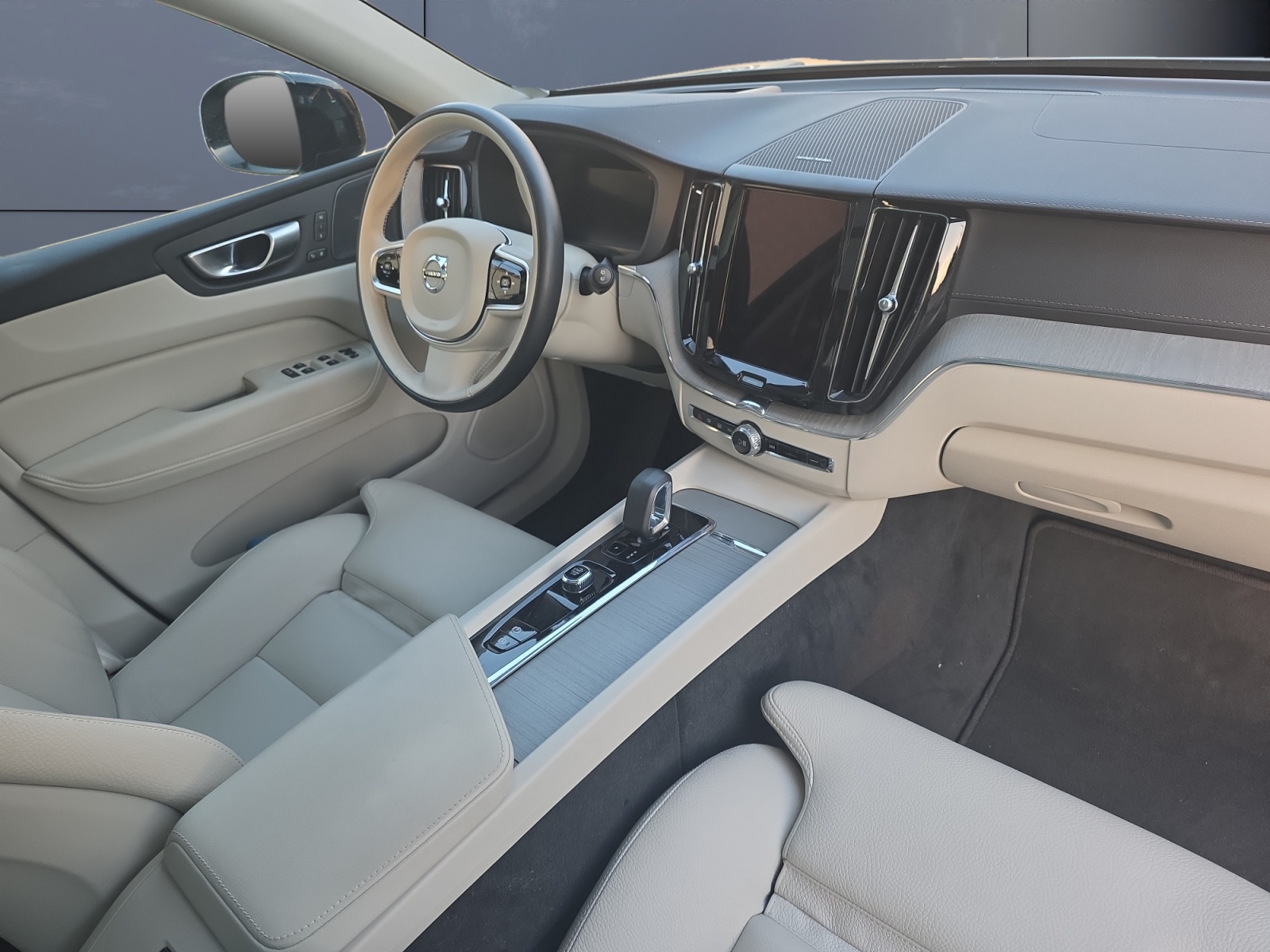 Volvo Xc60 12